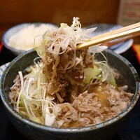 一誠 - 肉豆腐定食(800円)
                    (肉2倍 +400円)