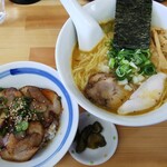 Mendokoro Komatsunagi - 鶏白湯醤油らーめん＋チャーシュー丼　770＋280円