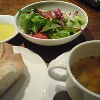 Terrace Dining TANGO - ランチについてくるサラダ、スープ、バケット
