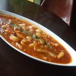 ザッシカフェ - ニョッキとキャベツのアラビアータ