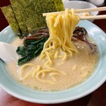 横浜ラーメン　壱鉄家 - 