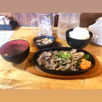 炭火焼肉と炉端 康 - 焼肉ランチ