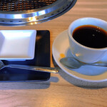Yanagibashi Yakiniku Waniku - 杏仁豆腐、コーヒーはインスタント？って思う味でした。