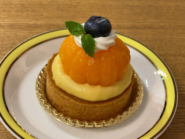Cafe Les oeufs （カフェ レ ズー） - 国際センター/洋菓子