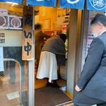 そばよし - 混み合う店内