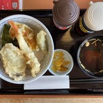 Washokusato - 昼特典丼赤出汁付き550円税込