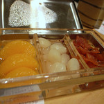 匠 - ３）添え物（みかん・らっきょ・福神漬け