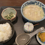 Wakakusa Takigyouza Yaken - 炊き餃子定食 800円