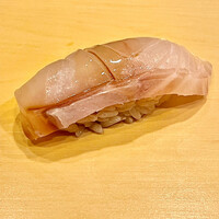 鮨駒 - こんな時季に石投（いしなぎ）なんて揚がるんですね　秋田の海は豊かです