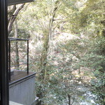 アルカナイズ - 部屋からは川が見えます