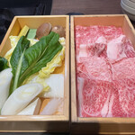 武蔵別邸　巌流島 - ご覧の通りお肉はいろんな種類、そして綺麗なサシが入ってます