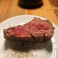 カルネジーオ イースト - 