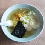 寒風山ドライブイン - 塩ラーメン400円