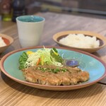 デリ＆タパス ワラサン - 料理写真: