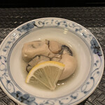 紀文寿司 - 牡蠣の煮物
