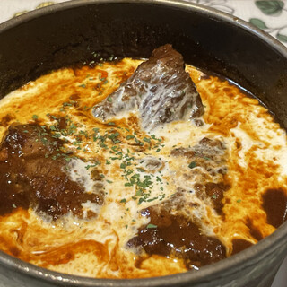 ドイツ料理 ピラミッド_1