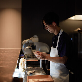 井上稔浩（イノウエタカヒロ）−覚悟を、料理が体現する