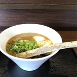 はかた こぶし - スープは「赤味噌」「お醤油」「お塩」の3種類。 メニューの一番上が赤味噌だったので、コレがお勧めなのかと ◆赤味噌(800円）を選びました。