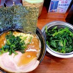 ラーメン 末廣家 - ラーメン（硬め多め）＋ほうれん草