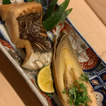 はらまさ - 蟹とふかひれの姿煮の素麺仕立て ふかひれがとてもしっかりしていて美味しい。蟹もたくさん。 なんて美味しいんだろう。 ふかひれの触感を楽しみながら、蟹を味わいながらいただきました。