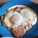 酒嚢飯袋 - 定食で選んだハムエッグ（醤油）