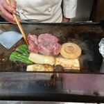 ビーフステーキ専門店　ひよこ - 