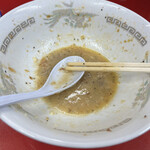 ラーメン二郎 - タレを残してご馳走さま〜