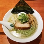 麺屋 六感堂 - しおグリーン麺（味玉つき）