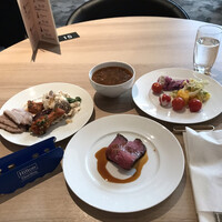 インプレイス 3-3 ヒルトン名古屋 - 