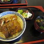 うなぎ どぜうや - 上うなぎ丼(^-^)