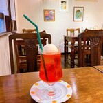 Paty Cafe - いちごクリームソーダ