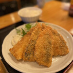 九絵 - アジフライ定食