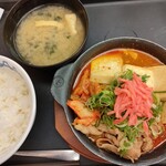 松屋 - 豚キムチ鍋セット　ライスミニ　520円