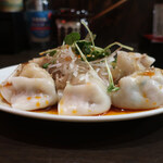 横浜 青葉餃子 - 紅油水餃子