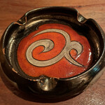 Bar 耳塚 - 灰皿も可愛い①