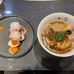 Japanese Soba Noodles 蔦 - 「特製醤油ラーメン」1300円