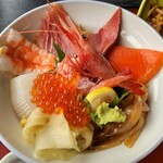 おさかなダイニング ぎんりん亭 - 海鮮丼