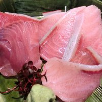 瓢嘻 西麻布店 - 島根天然鰤定食 980円 の島根天然鰤(ぶり)
