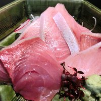 瓢嘻 西麻布店 - 島根天然鰤定食 980円 の島根天然鰤(ぶり)