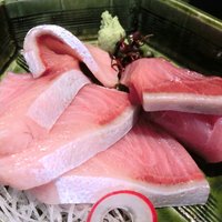 瓢嘻 西麻布店 - 島根天然鰤定食 980円 の島根天然鰤(ぶり)