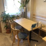 cafe&ごはん ツバメ - 店内