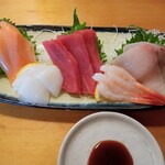 Sushi Izakaya Yataizushi - 