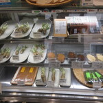 小口わさび店 - 店内