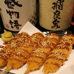 Black pork kushikatsu (sauce, miso, grated ponzu sauce)