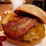 エスケール - エスケール（ベーコンチーズバーガー）