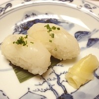 可ん寅 - ここでも寿司（笑）
                河豚の握りです。