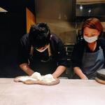 katecuore - シェフのアシスタント兼サービス係を務めるマダム