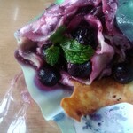 cafe nekoji - ブルーベリークレープ