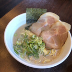 豚骨ラーメンとまぜそば 池めん - 元味豚骨ラーメン　750円