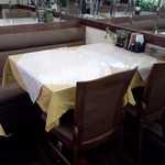 KARACHI - ４人テーブル